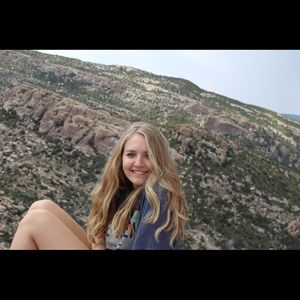 Meet your Posher, Elena